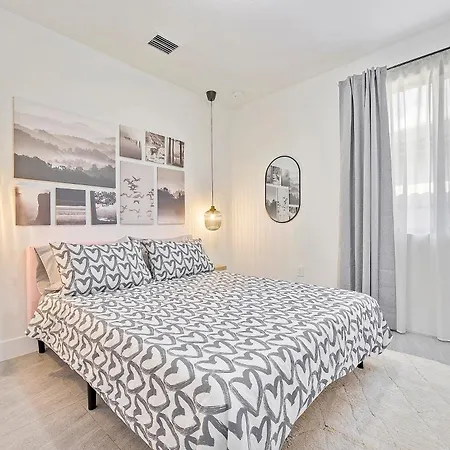 Avi Lux Stay Miami Exterior photo
